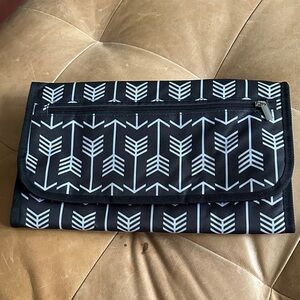 Black and White Arrow Print diaper changing mat